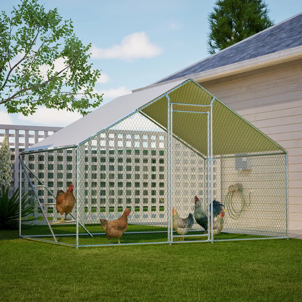 Enclos métallique avec échelle et couverture imperméable
