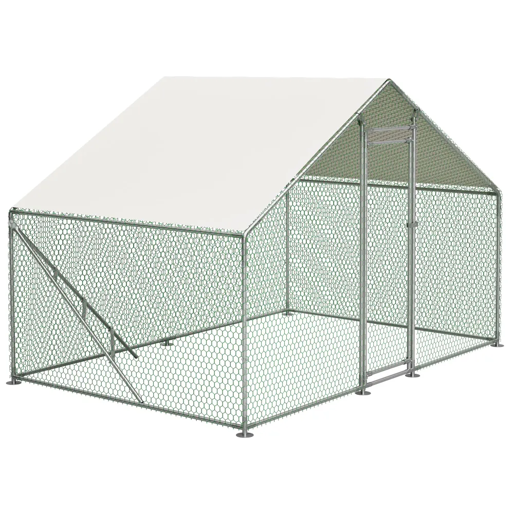 Enclos métallique avec échelle et couverture imperméable