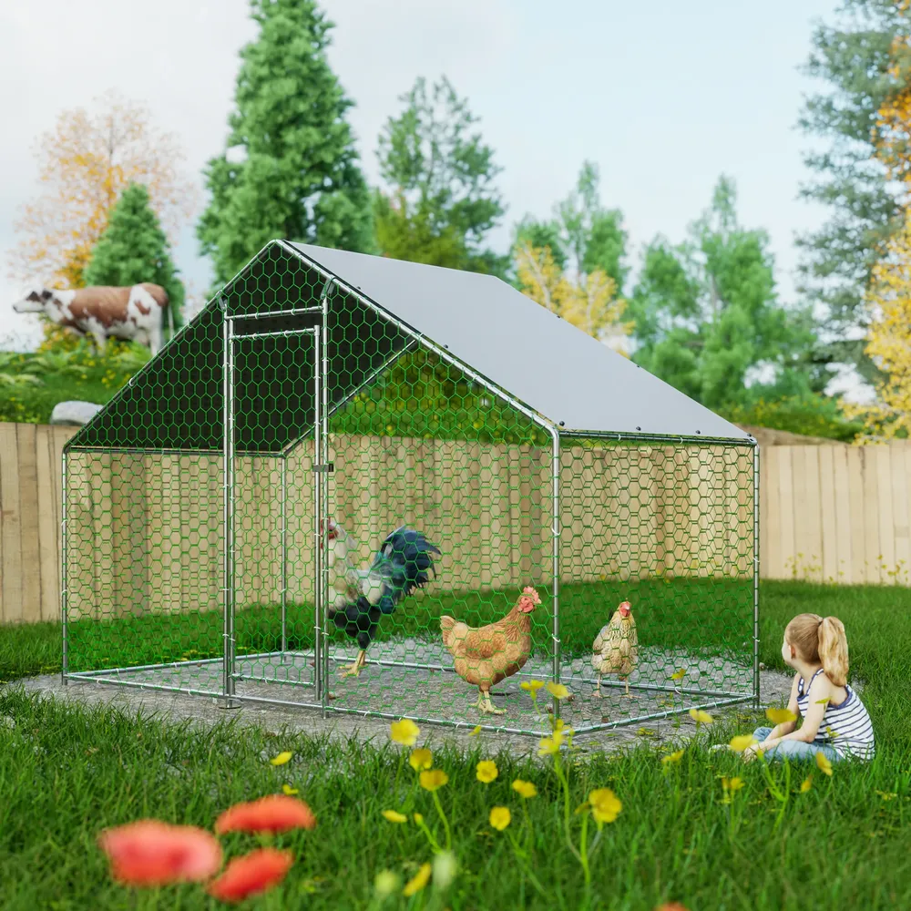 Grand poulailler métallique avec toit anti-UV et porte
