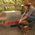 Mangeoire à poulets en acier 25 kg avec bac de stockage – Couleur army green